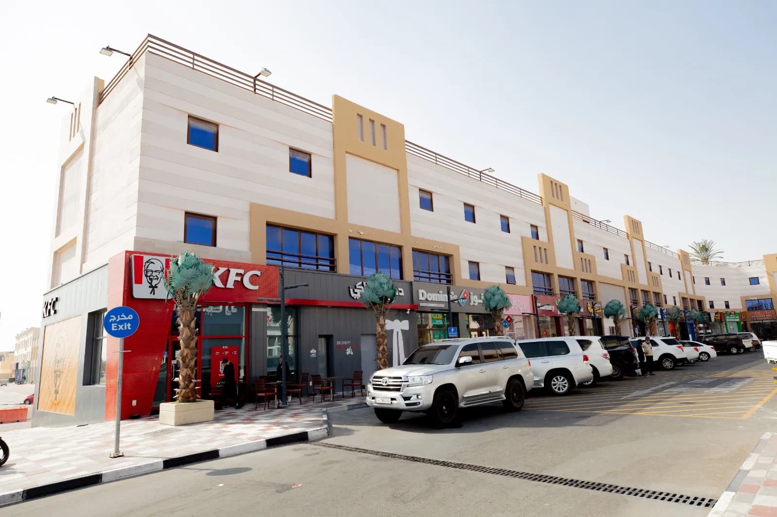 Gold Plaza Compound — Exterior 3
