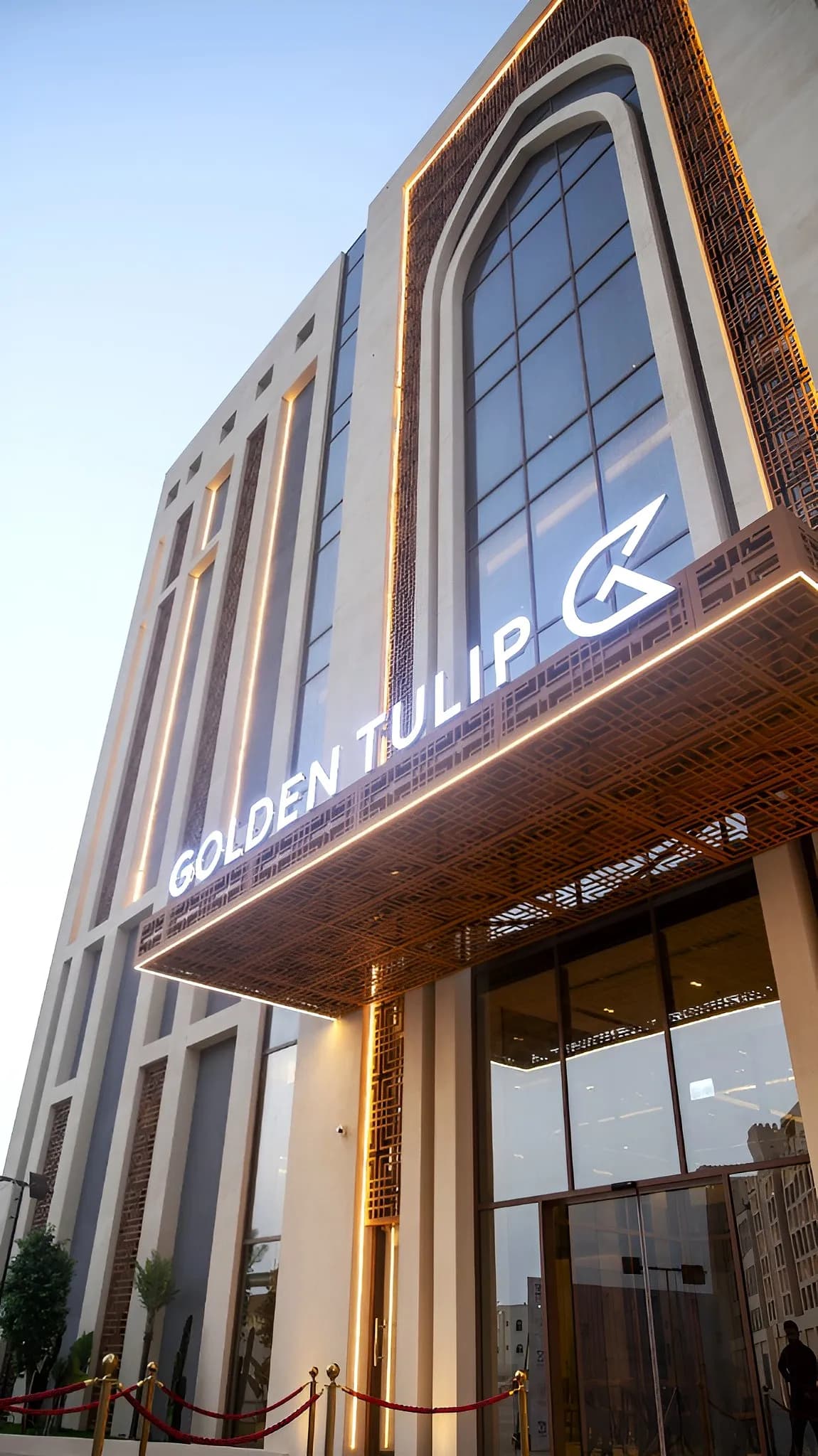 Golden Tulip – The Village — Exterior 11